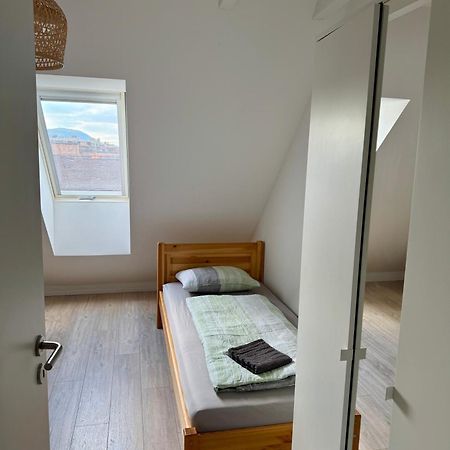 R77 Apartment Downtown - Penthouse Boedapest Buitenkant foto