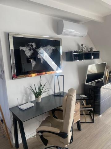 R77 Apartment Downtown - Penthouse Boedapest Buitenkant foto