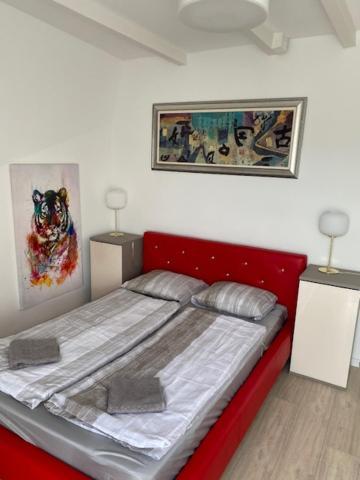R77 Apartment Downtown - Penthouse Boedapest Buitenkant foto